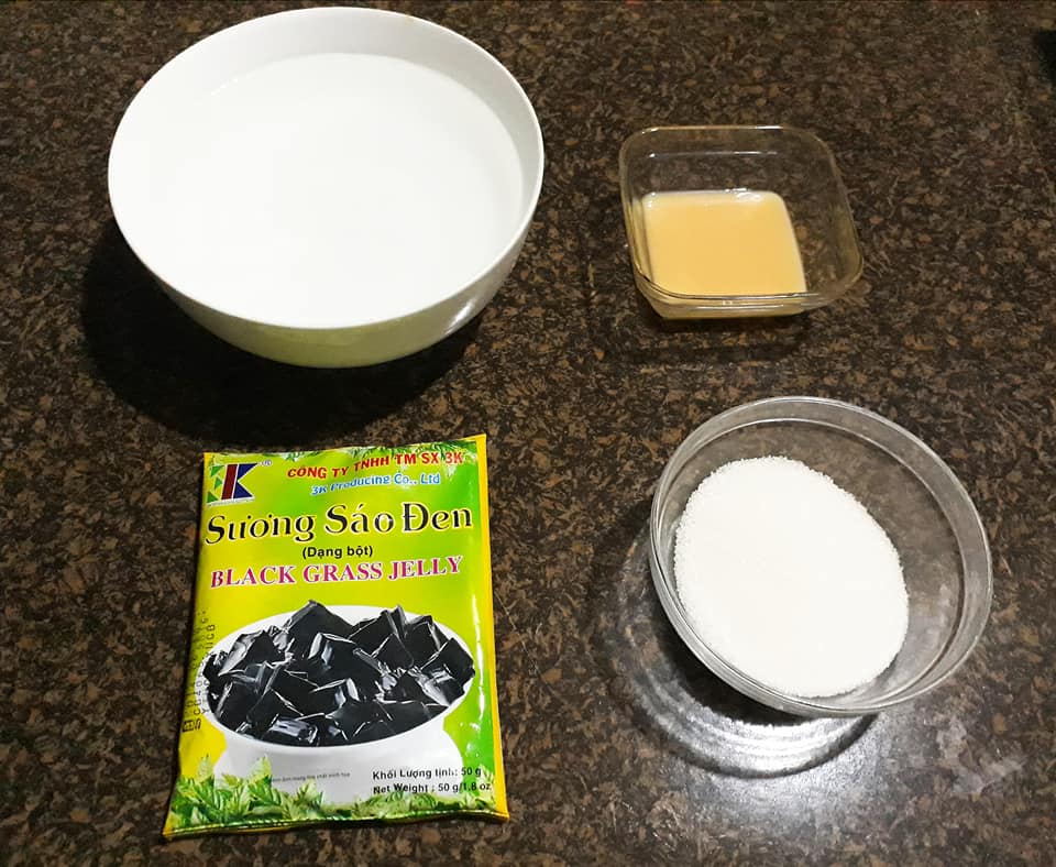 C&aacute;ch l&agrave;m thạch đen sương s&aacute;o dai ngon chỉ trong 5 ph&uacute;t