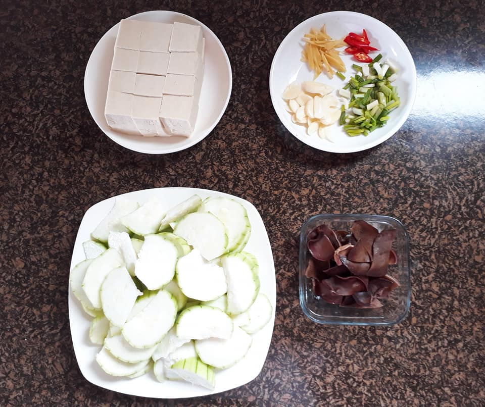 C&aacute;ch  nấu canh mướp đậu phụ mộc nhĩ thơm ngon lạ miệng