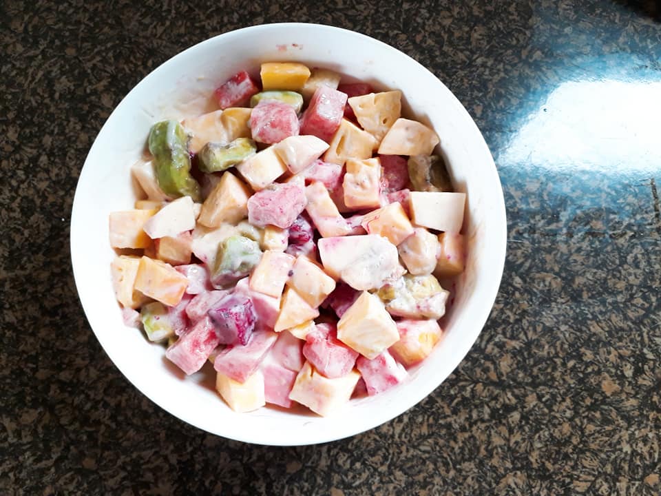 C&aacute;ch l&agrave;m salad hoa quả đơn  giản ngon miệng