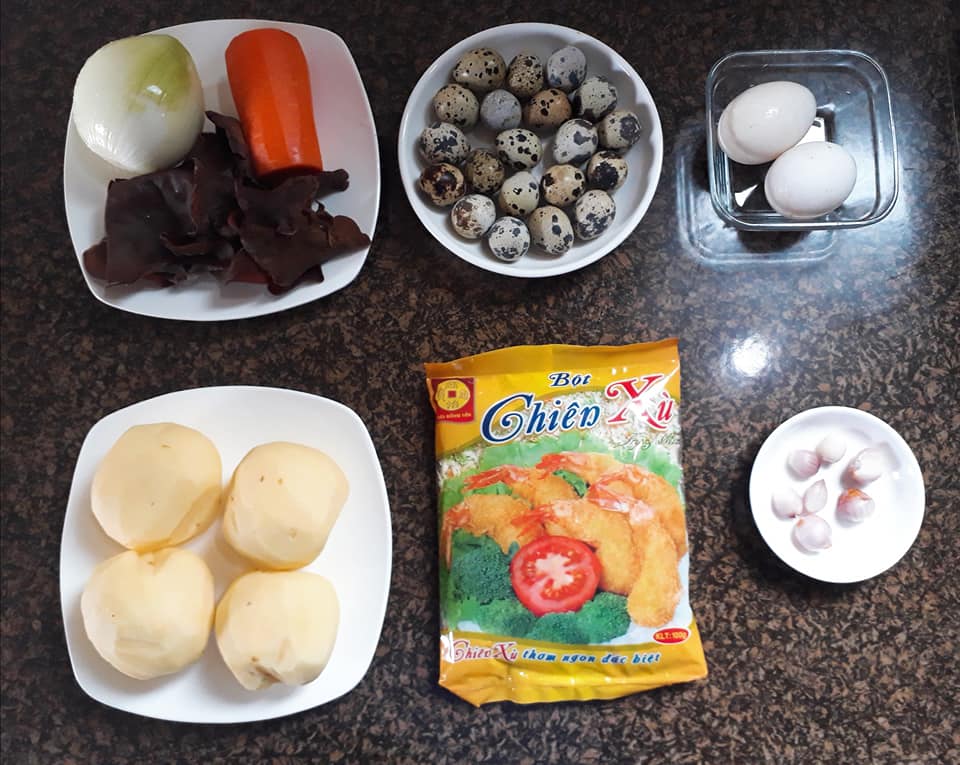 C&aacute;ch l&agrave;m khoai t&acirc;y bọc trứng c&uacute;t chi&ecirc;n x&ugrave; gi&ograve;n rụm, thơm phức