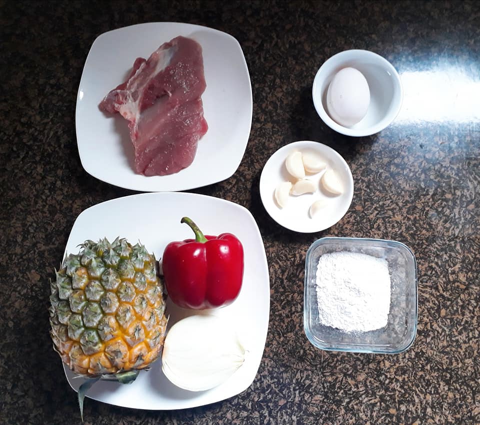 C&aacute;ch l&agrave;m m&oacute;n thịt heo chi&ecirc;n sốt dứa chua ngọt đậm đ&agrave;