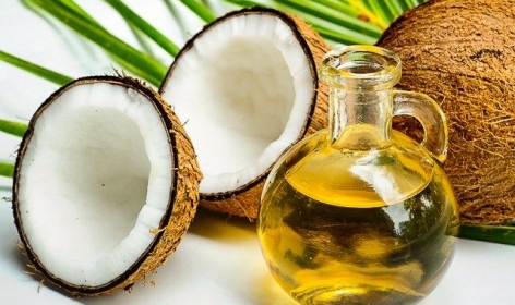 Dầu dừa v&agrave; những c&ocirc;ng dụng tuyệt vời cho b&agrave; bầu