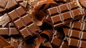 Chocolate l&agrave; 13Win OKVIP Cá cược bóng đá chứa nhiều dinh dưỡng tốt cho b&agrave; bầu