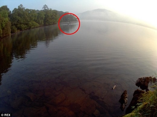 Quái vật hồ Loch Ness huyền thoại đã xuất hiện trở lại