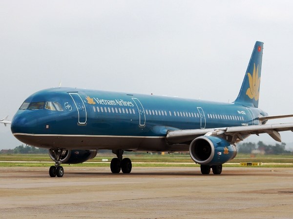 Vietnam Airlines điều chỉnh đường bay tr&aacute;nh b&atilde;o rammasun