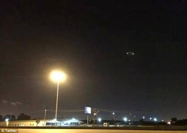 Ph&aacute;t hiện UFO ở Mỹ