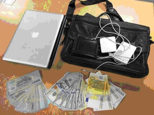 Nhặt được của rơi trả lại cho chủ nh&acirc;n
