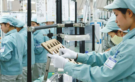 Việt Nam đang l&agrave; cực nam ch&acirc;m h&uacute;t nh&agrave; đầu tư ngoại