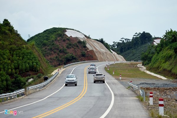 đường H&agrave; Nội L&agrave;o Cai
