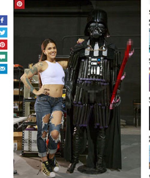 đồ chơi t&igrave;nh dục t&aacute;i tạo ho&agrave;n hảo h&igrave;nh tượng Darth Vader