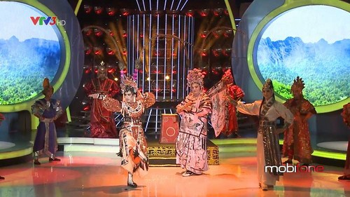 Vương Khang h&oacute;a th&acirc;n th&agrave;nh nguy&ecirc;n so&aacute;i Ph&agrave;n L&ecirc; Hu&ecirc;