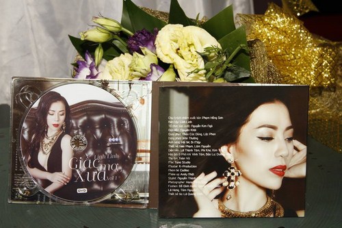 Album Giấc mơ xưa nhận được kh&aacute; nhiều lời khen ngợi từ giới chuy&ecirc;n m&ocirc;n v&agrave; người y&ecirc;u &acirc;m nhạc.