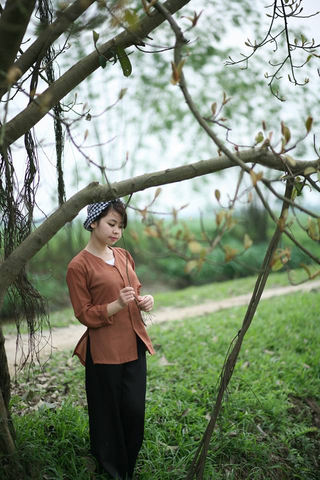 Sống chậm khôn có nghĩa là họ ngoảnh mặt với cuôc sống bên ngoài luôn tấp nập, hối hả, sống chậm nghĩa là tự tìm cho mình khoảnh khắc bình yên.