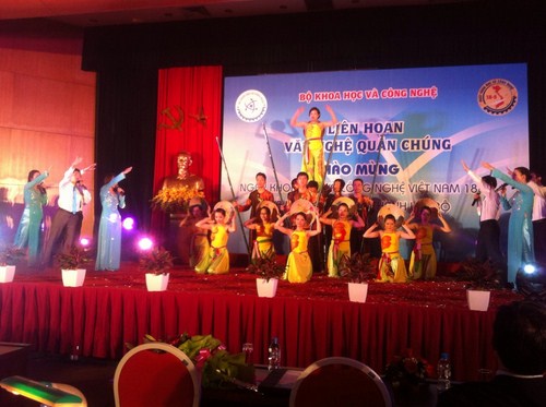 Tiết mục gi&agrave;nh giải nhất hạng mục đồng ca của TĐC.
