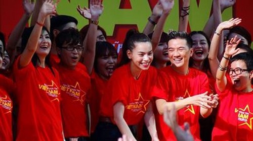 Hồ Ngọc Hà cũng là một trong những thành viên tích cực của dự án.