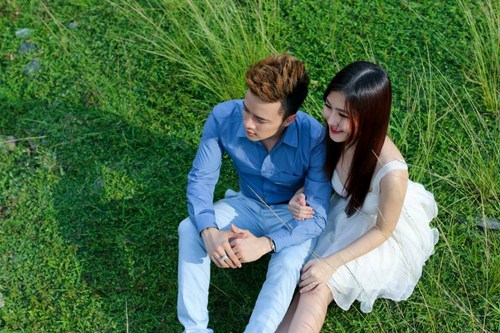 Hương Tràm xinh đẹp, sành điệu hơn cô bé 17 tuổi thi Giọng hát Việt rất nhiều.