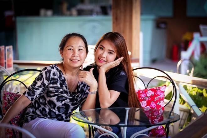  Mẹ rèn My từ lời ăn tiếng nói đến cách cư xử với mẹ, với những người xung quanh theo đúng thứ bậc, vị trí của mỗi người