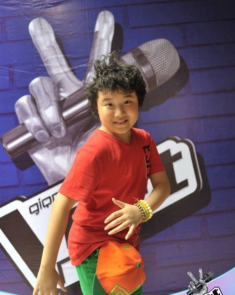 Nội dung MV xoay quanh mối tình học trò dễ thương dưới sự diễn xuất của Mờ Naive và hot boy Bình An. Clip lấy bối cảnh tại trường THPT Chu Văn An, Hà Nội.