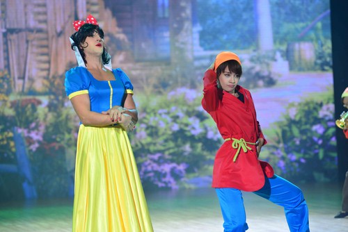 Chi Pu – Georgi được đánh giá là cặp đôi có “triển vọng”, tuy nhiên đến lievshow 3 cặp đôi này đang dần khiến khán giả thất vọng về màn biểu diễn của mình