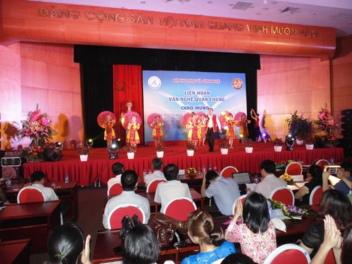 Tiết mục đặc sắc của c&aacute;c đơn vị tham gia li&ecirc;n hoan van nghệ.