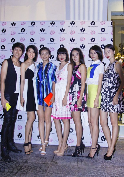 D&agrave;n người mẫu Vietnam&rsquo;s Next Top Model.