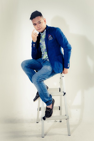 Trinh T&uacute; Trung l&agrave; một stylist trẻ nhưng sớm khẳng định được t&ecirc;n tuổi bằng dấu ấn ri&ecirc;ng của m&igrave;nh trong giới showbiz Việt.