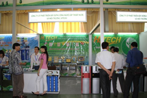 M&aacute;y lọc nước RO- NANO.