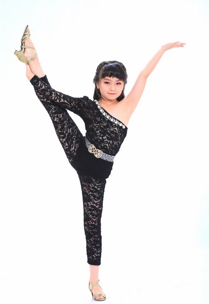 Thí sinh Kim Anh của đội Yến Trang