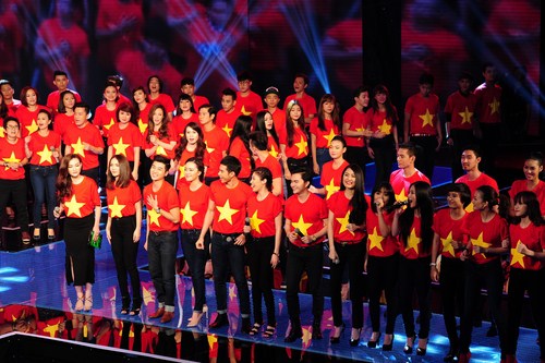 Tiết mục này cũng là phần mở màn cho vòng liveshow của Nhân Tố Bí Ẩn. Với sự tham gia của 16 nhóm thí sinh, cũng như sự góp mặt của hàng loạt các nghệ sỹ, The X-Factor – Nhân Tố Bí Ẩn 