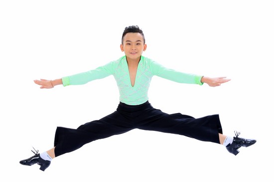 Bước nhảy ho&agrave;n vũ nh&iacute; ch&iacute;nh thức bước v&agrave;o v&ograve;ng Liveshow đầy gay cấn v&agrave; hấp dẫn 