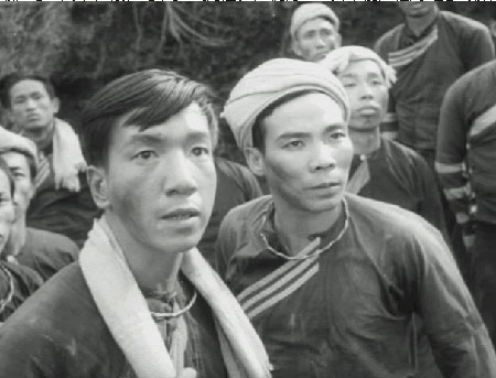 Vai diễn ông Củng của cố nghệ sĩ trong 'Vợ chồng anh Lực' đã làm nên 'biệt hiệu' của ông trong lòng công chúng.