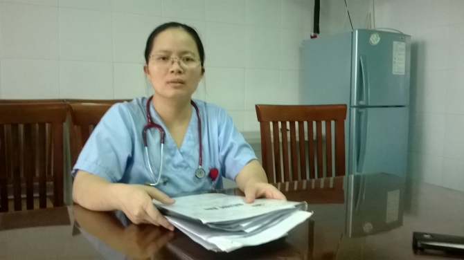 Bé trai 1 tháng tuổi nguy kịch sau khi tiêm thuốc phòng lao Theo bác sĩ Lê Thị Hà, Phó trưởng khoa hồi sức cấp cứu sơ sinh bệnh viện Nhi Trung ương, tình trạng bệnh nhi Khuất Tiến Minh đang rất xấu.