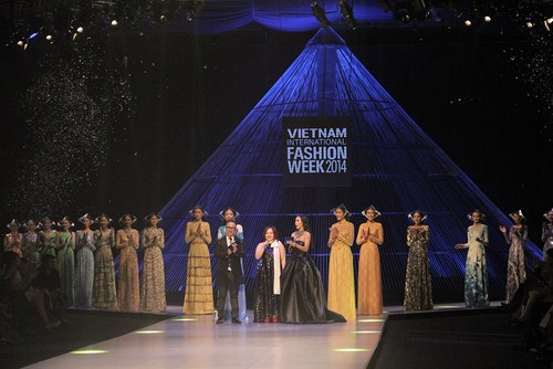 C&oacute; đến 17 show diễn tại Tuần lễ thời trang quốc tế Việt Nam 