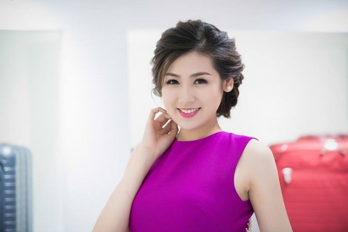 E ấp khiến mọi người ngẩn ngơ