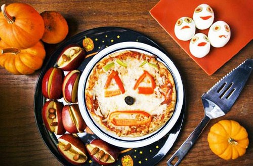C&aacute;ch b&agrave;i tr&iacute; m&oacute;n ăn kỳ qu&aacute;i đậm chất Halloween.