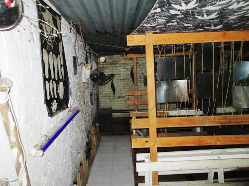 Kh&ocirc;ng gian ph&ograve;ng chỉ rộng khoảng 2m2