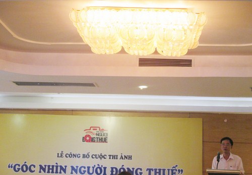 Ban tổ chức nhấn mạnh: “cuộc thi “Góc nhìn người đóng thuế” được tổ chức nhằm tìm kiếm những bức ảnh có sức lay động nhận thức đối với người tham gia đóng thuế và những bước chuyển đối với xã hội