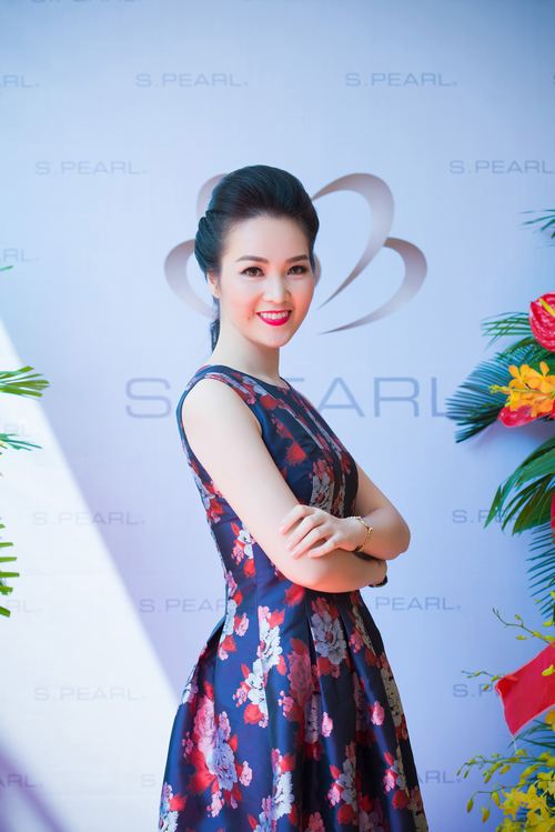 Á Hậu Thụy Vân