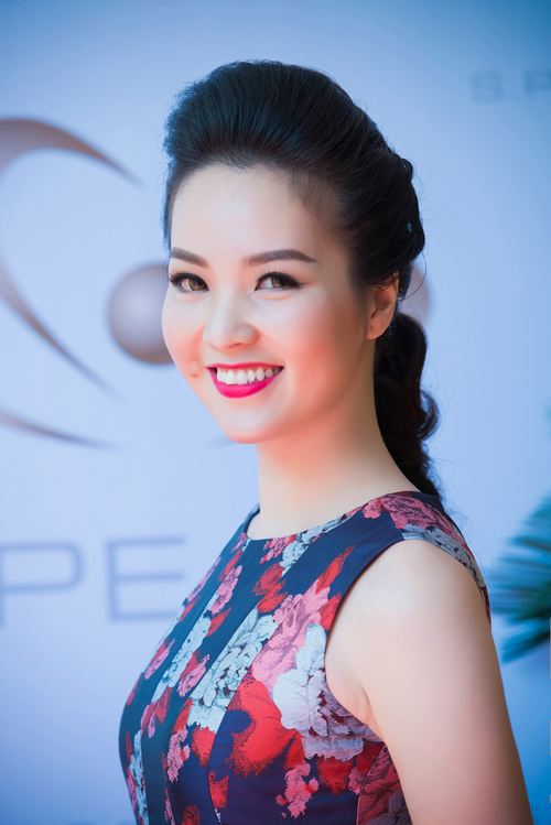 Á Hậu Thụy Vân
