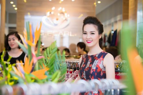Thụy Vân xuất hiện làm “mòn con mắt” của nhiều người