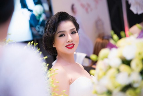 Ca sỹ Lệ Quyên