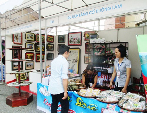 Li&ecirc;n hoan du lịch l&agrave;ng nghề với c&aacute;c mặt h&agrave;ng đa dạng từ h&agrave;ng 13Win18 đa dạng khuyến mãi đến gian h&agrave;ng ẩm thực.