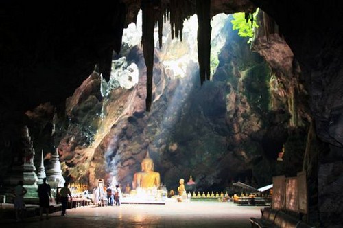 Thạch Động được v&iacute; như đại b&agrave;ng tung c&aacute;nh ở v&ugrave;ng đất Ki&ecirc;n Giang. Ảnh minh họa