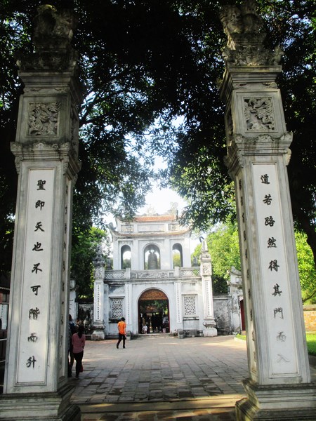 Văn Miếu Quốc Tử Gi&aacute;m H&agrave; Nội