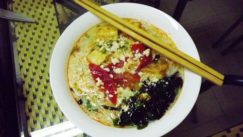 B&uacute;n ri&ecirc;u cua ốc chay lạ miệng đối với thực kh&aacute;ch