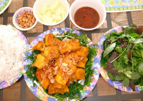 Chả c&aacute; L&atilde; Vọng mang n&eacute;t thanh tịnh, trang nh&atilde; của ẩm thực H&agrave; th&agrave;nh. Ảnh minh họa