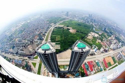 To&agrave;n cảnh H&agrave; Nội nh&igrave;n từ đ&agrave;i quan s&aacute;t Landmark Sky 72 