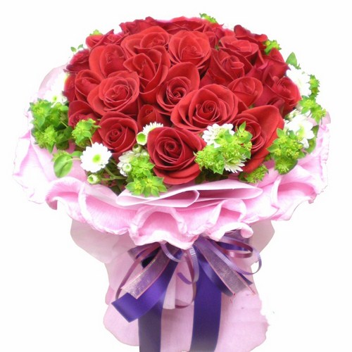 Một b&oacute; hoa hồng ng&agrave;o ngạt hương thơm sẽ gi&uacute;p mẹ cảm thấy được quan t&acirc;m hơn trong ng&agrave;y 20/10. Ảnh minh họa