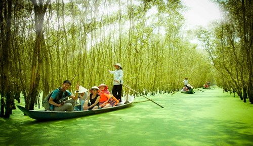 Tr&agrave; Sư m&ugrave;a nước nổi với cảnh quan thi&ecirc;n nhi&ecirc;n kỳ th&uacute;. Ảnh minh họa