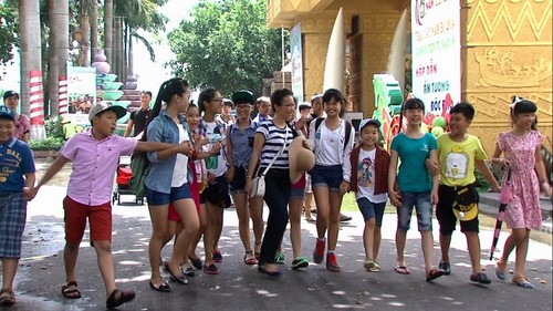 gắn bó Các bé sẽ gắn bó và hiểu nhau hơn sau chuyến đi này